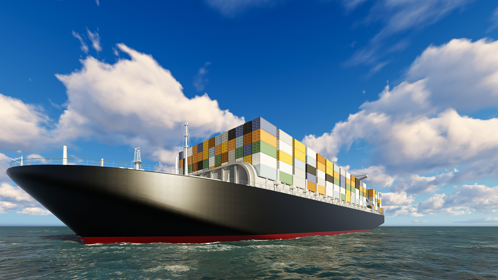 Comparison of shipping containers for sea and rail freight